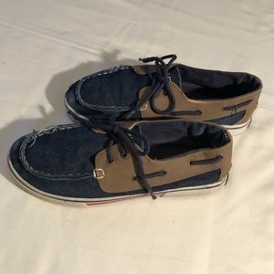 NAUTICA Two-Tone Boat Shoe